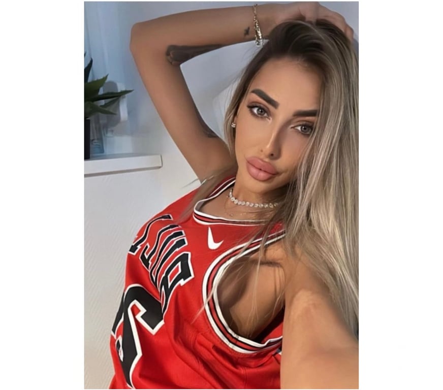 Escorts West Northamptonshire Northampton - West Northamptonshire - Photos for 💯New in town ✅ Model💕best Massage 💕No Rush