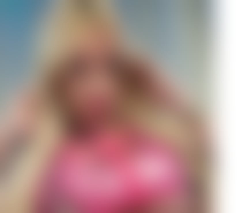 Trans Escorts Essex Thurrock - Essex - Photos for Restless blonde looking for a kitten