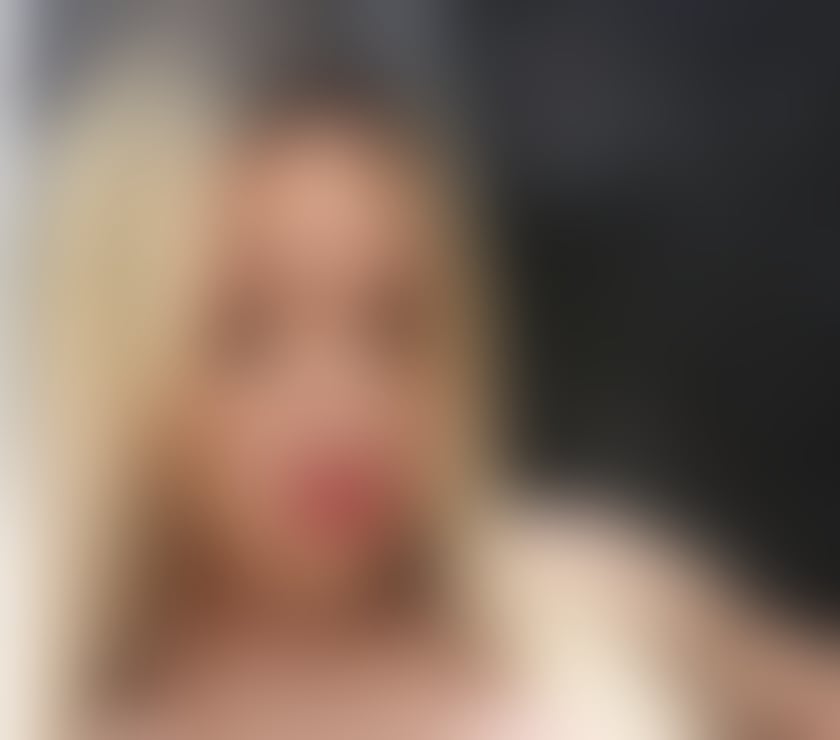 Trans Escorts Essex Thurrock - Essex - Photos for Restless blonde looking for a kitten