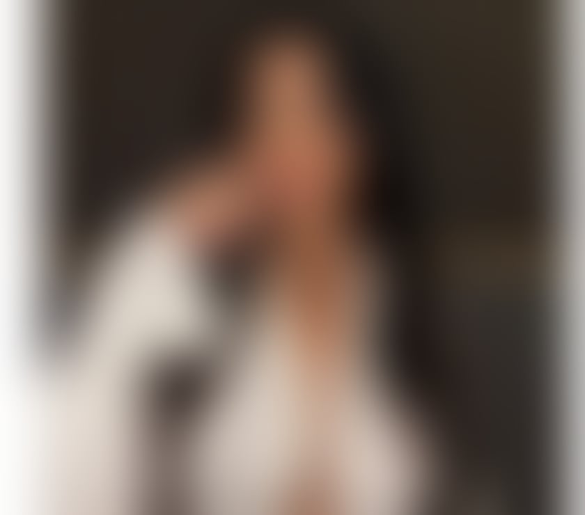 Escort Canning Town East London - Photos for Your Colombian Girlfriend 💋