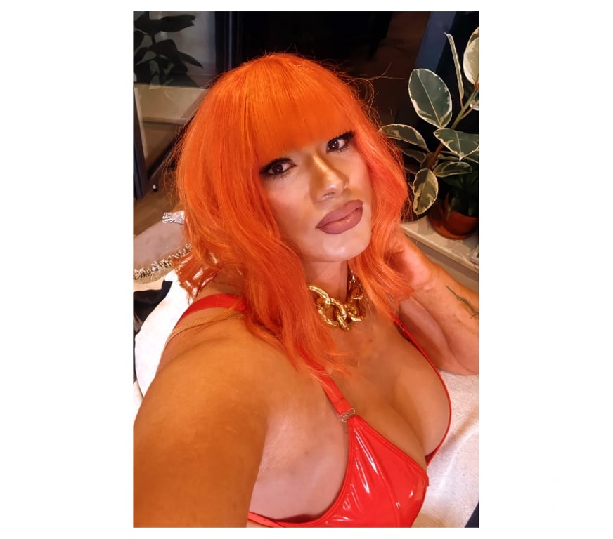 Trans Escorts Wiltshire Swindon - Photos for The Girlfriend Experience for your guilty Pleasure!