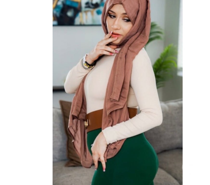 Escorts Hampshire Rushmoor - Photos for Hannah hijabi girl 🩷playful and sweety
