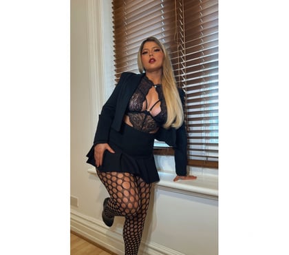 Escorts Tottenham North London - Photos for 🇧🇷BUSTY BRAZILIAN 🇧🇷🔝PARTYGIRL🔝