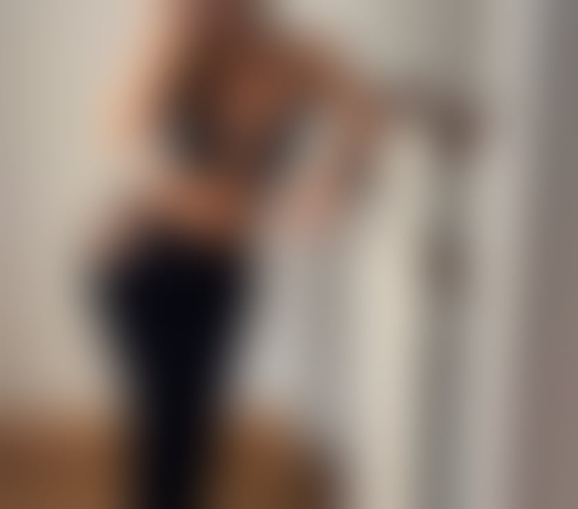 Escorts West Midlands Birmingham - Photos for Hiya I’m Zoe here for 2 days x
