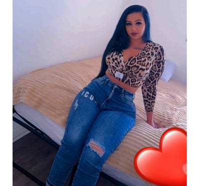 Escorts Woolwich South East London - Photos for Hii im Daisy I'm new call me for party 🥳🎉