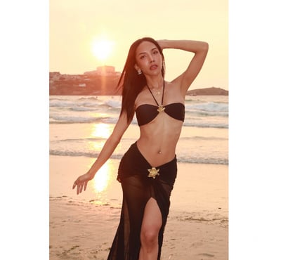 Escorts and Massages Canterbury City Centre Canterbury - Photos for Thai Model TS Emily