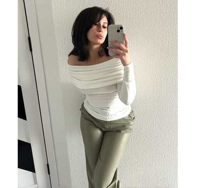 Photos for Tender beauty, I like to play on camera 🥰