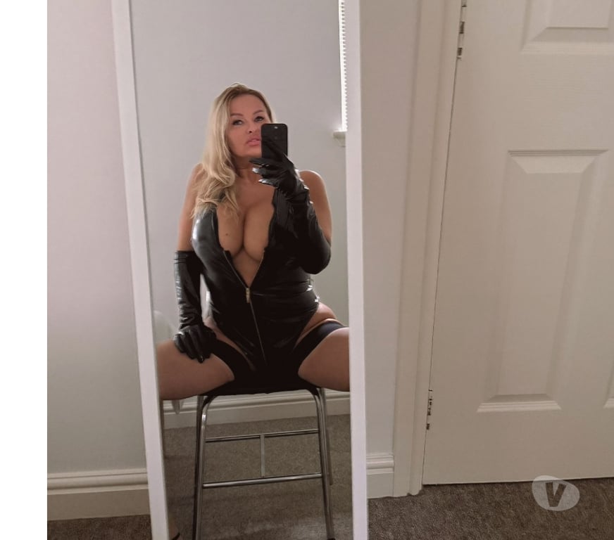 Escorts Hertfordshire Broxbourne - Photos for Polish Pie Pandora Slimmer figure!2days only