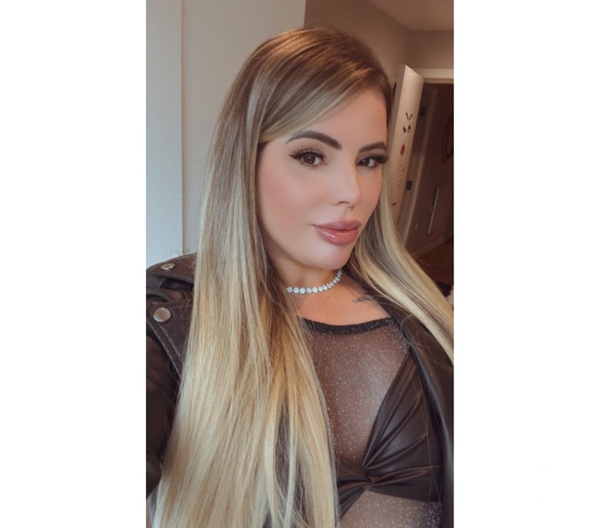 Escorts North West London Neasden - North West London - Photos for Bruna 🇧🇷 the best gfe ❤️ no fake 📸📲