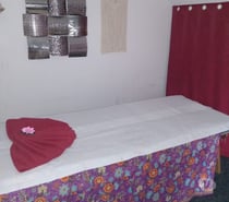 Relexing massage with hot oils
