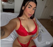 LIZ BRAZILIAN 🇧🇷🧸 BRUNETTE BABY IN THE CITY