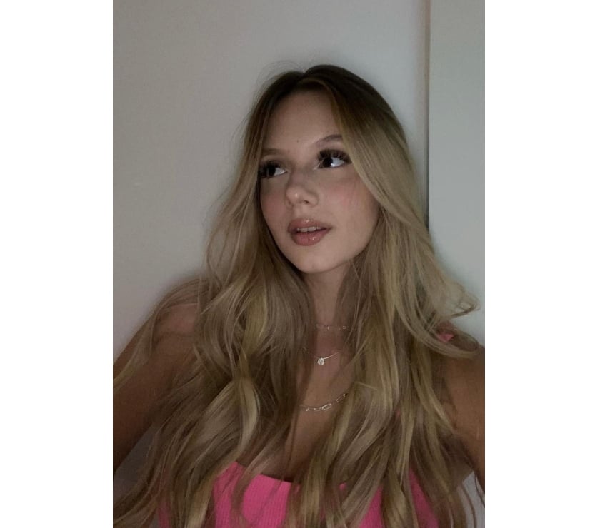 Escorts Cardiff Cardiff City Centre - Cardiff - Photos for 🔥 Jully – Elegant Flame, Brazilian Sensation 🌹✨