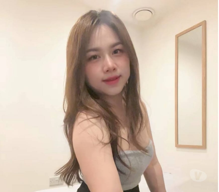 Escorts South East London Croydon - Photos for 🥰**New tiny girl from Thailand***🥰