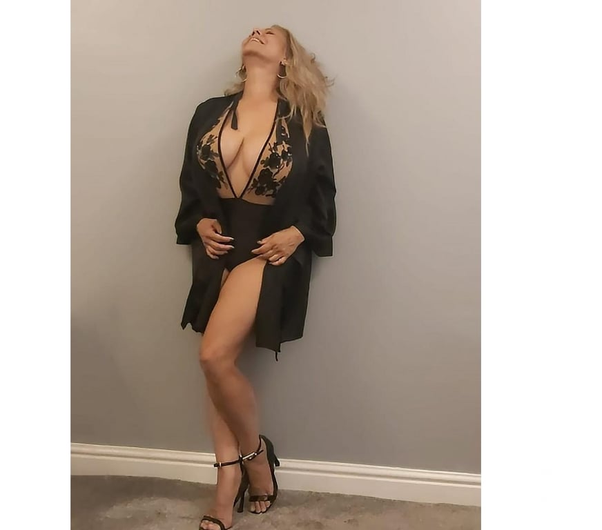 Escorts Hampshire Portsmouth - Photos for Milf Cristine 🔞 TOP SERVICE 🔞 Colombian
