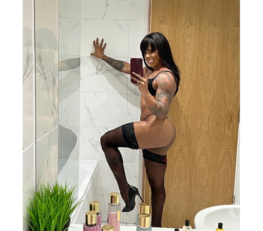 Trans Escorts Lancashire Blackpool - Photos for Hot Lavínia hot