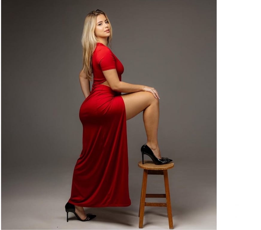 Escorts Nottinghamshire Nottingham - Photos for SOPHIE YOUNG 🌸BLONDE👅EVERYTHING PINK 🔥