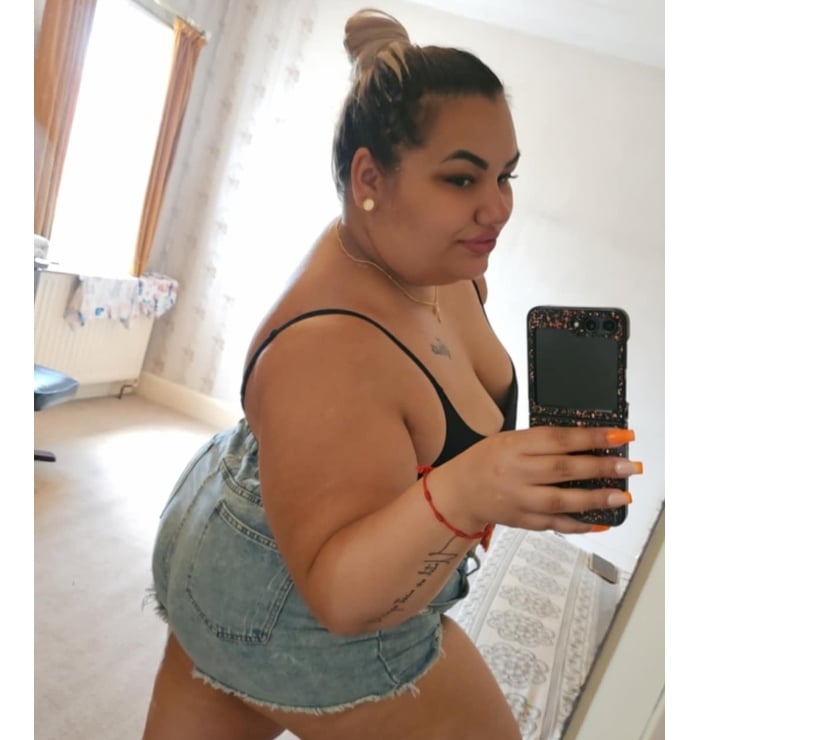 Escorts Enfield Highway Enfield - Photos for Chubby ajlin new girl x
