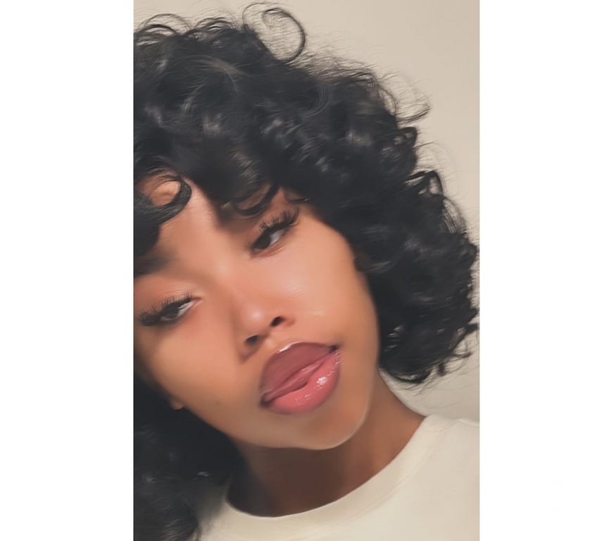Escorts South East London Croydon - Photos for Baddest🐩 Latín Hottie 🔥🍑 first time around🔥