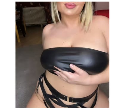 Escort Sheffield City Centre Sheffield - Photos for Elly party girl🥰💦 incall outcall