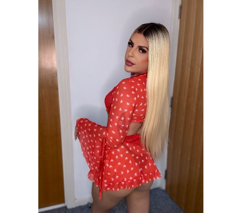 Trans Escorts Merseyside Liverpool - Photos for Rafaella LAST DAYS IN TOWN 😈💦😌🫶🙋‍♀️