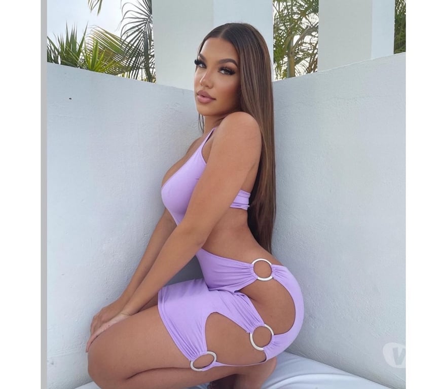 Escorts West Midlands Birmingham - Photos for SWEET CAROLINE BIG ASS