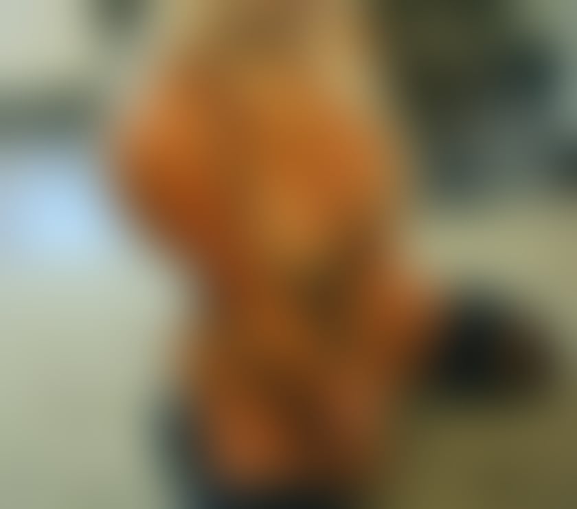 PARTY BLONDE MILF IN BARKING FIRST TIME 💋