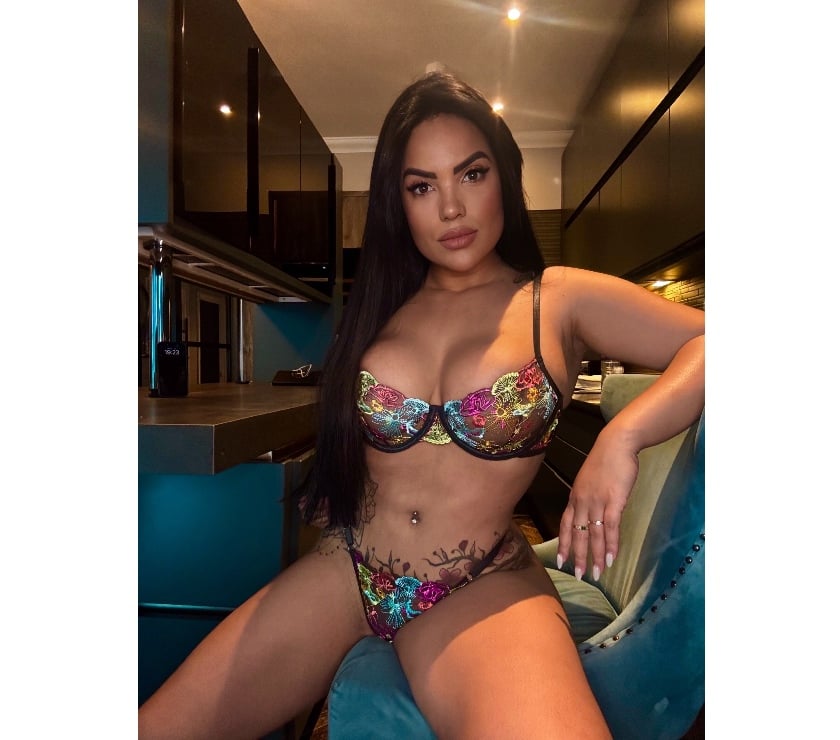 Escorts Dartford Town Centre Dartford - Photos for 💥 RAYKA PARTY 💥🍾