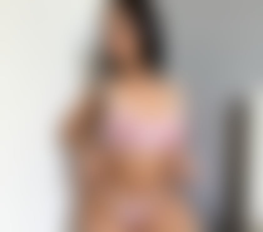  Escorts Belfast City Centre (South) Belfast - Photos for ❤️Incall or outcall party girl❤️