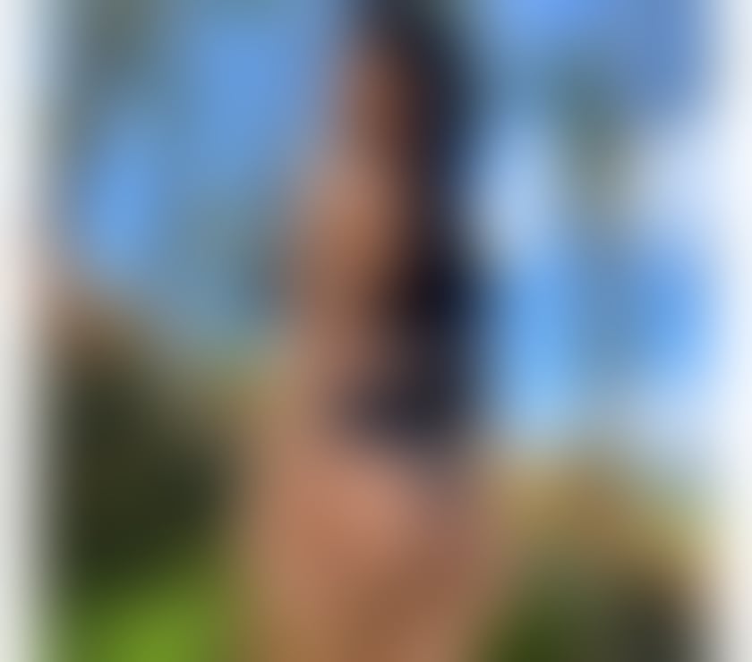 Escorts Kent Maidstone - Photos for 🔞Bombshell Party🥂Strap-on lovers?Domination💦