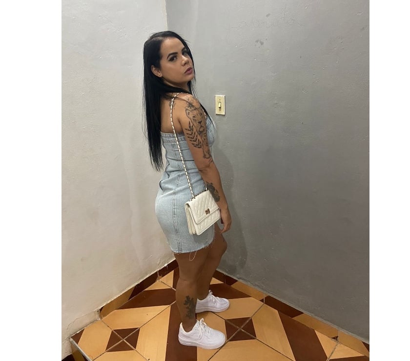 Escorts Enfield Town Enfield - Photos for I’m Mel 🔥🔥 Brazilian party girl 🇧🇷