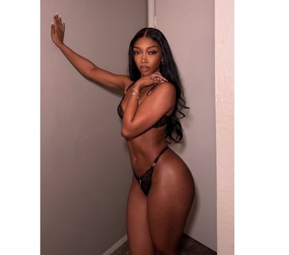 Escorts and Massages Sheffield City Centre Sheffield - Photos for Sexy Brazilian BIG ASS PARTYGIRL ❤️🇧🇷