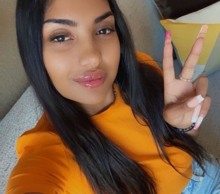 Hello im Rebeca party girl❤️😘🥵🥵