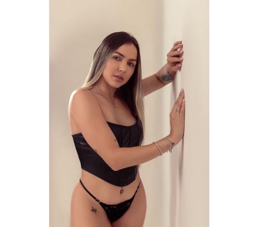 Escorts West London Ealing - West London - Photos for THE BEST OWO π₯π«¦π P@rTtyyyng β€οΈβπ₯