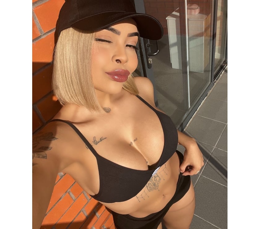 Escorts Manchester City Centre Manchester - Photos for Lola__Brasileira