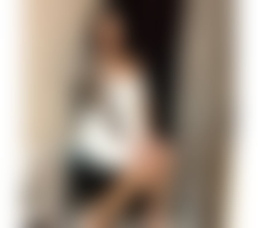 Escorts Luton Town Centre Luton - Photos for Sara party girl new in town available 🙈🎊