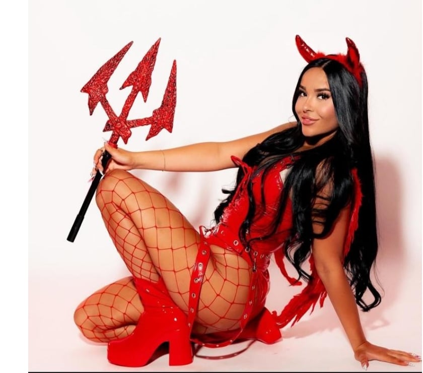 Escorts Hither Green South East London - Photos for 🦋Jessica Sensual Fire with a Fun Twist. 🦋