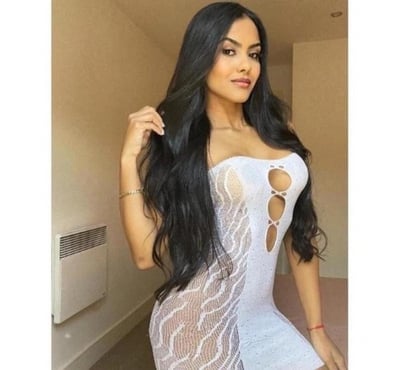 Escorts Clapham Junction Station South West London - Photos for Mia Best service LATINA Brazilian 🇧🇷 P@rtyyy