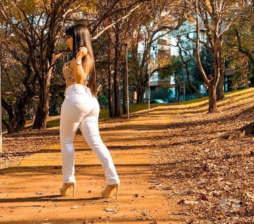 Escorts North London Enfield - Photos for Julia 🔥 Brazilian 🇧🇷 Party Girl 🎉