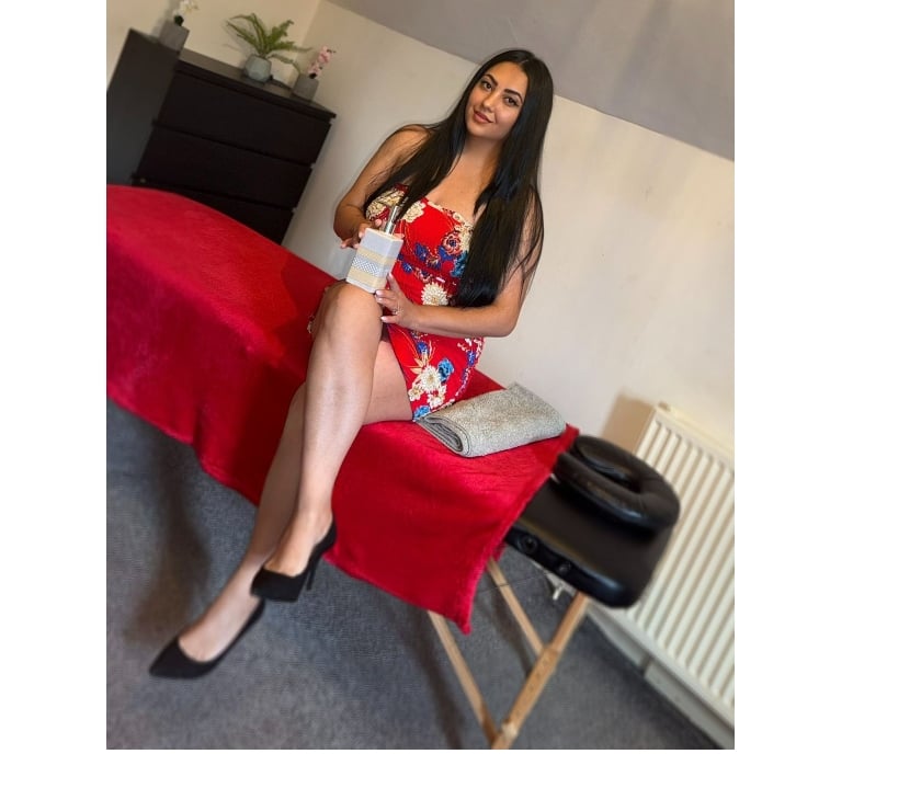Escorts West Yorkshire Leeds - Photos for Relaxing massage by Amyra 😘