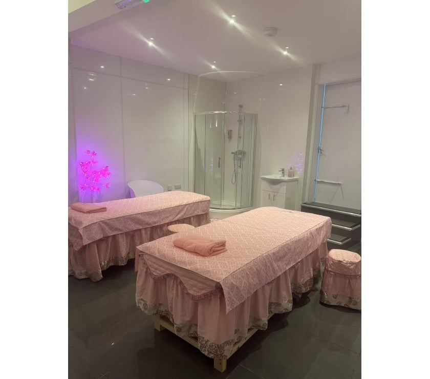 Full body massage South East London Eltham - South East London - Photos for Best Massage in Eltham