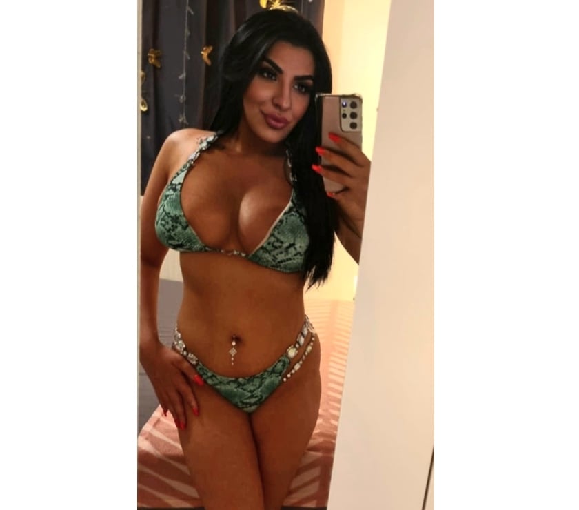 Escorts Ealing Greenford - Ealing - Photos for SEXY BIG TITS!!NEW GIRL 👧 ♡♡♡