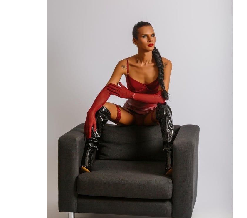 Escorts North West London Cricklewood - North West London - Photos for Ts Stella Brazilian