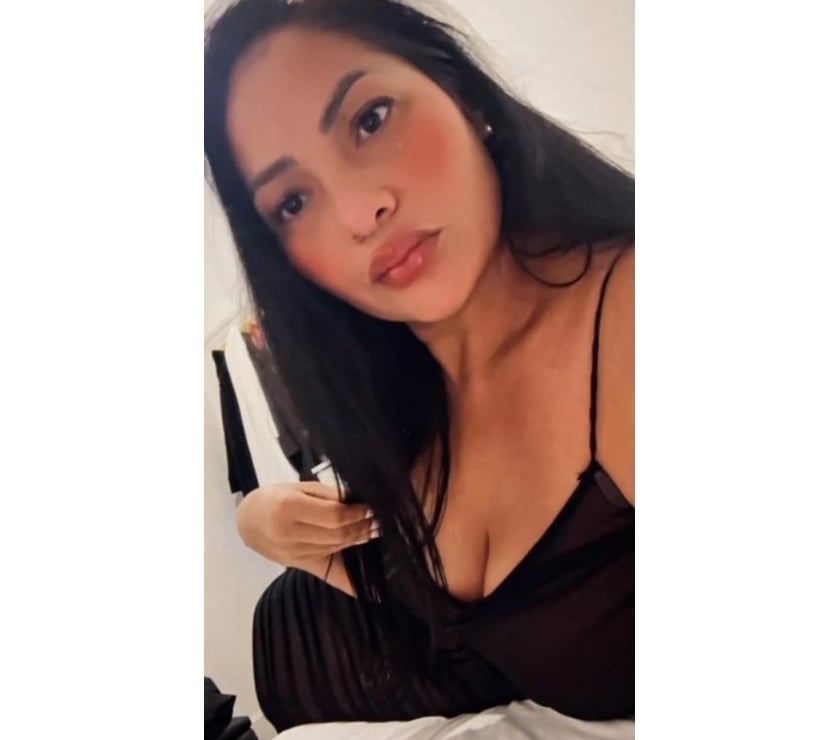 💚💛 Valentina – Brazilian Beauty | Outcall Only