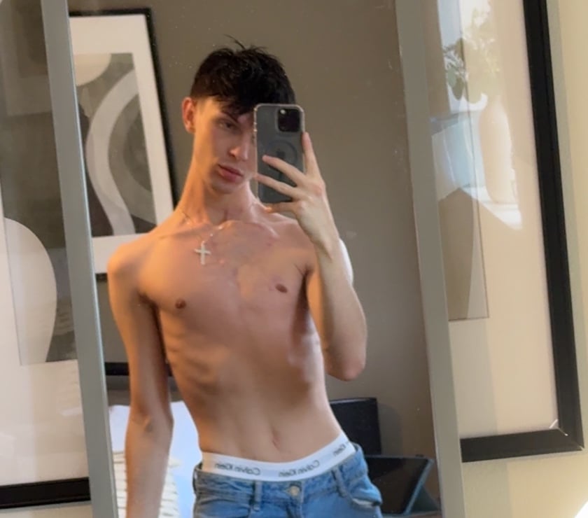 Gay massage West Midlands Birmingham - Photos for British Elliot ๐
