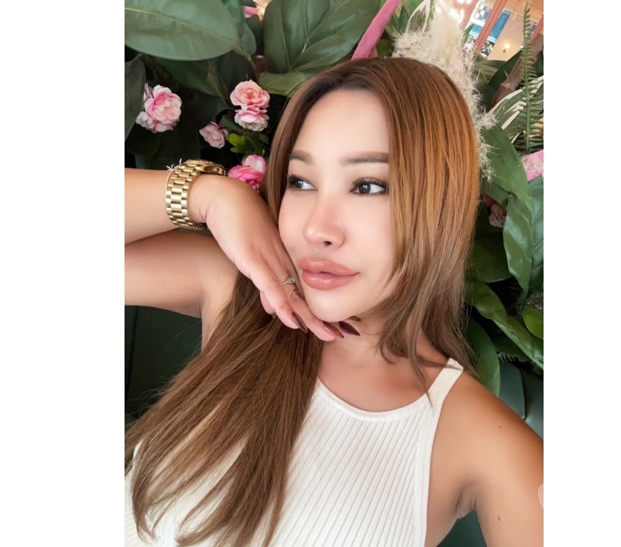 Escorts Glasgow Crosshill - Glasgow - Photos for New ! Alice Thai Hot Girl ,The Best in G42 Glasgow π