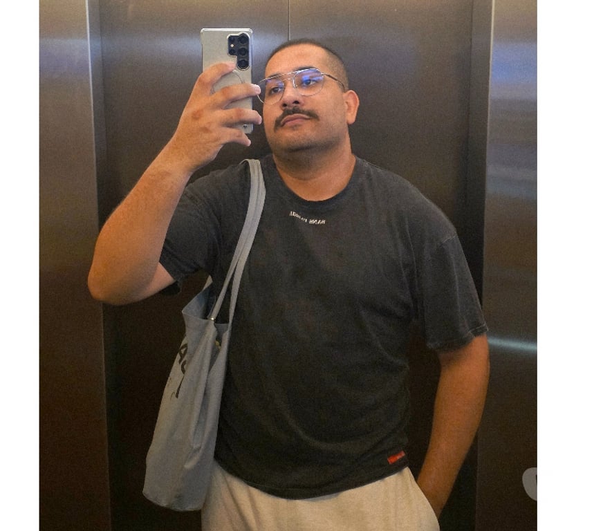 Gay massage North West London Alperton - North West London - Photos for Dominant Arab Bear VERS TOP in Wembley London with own place