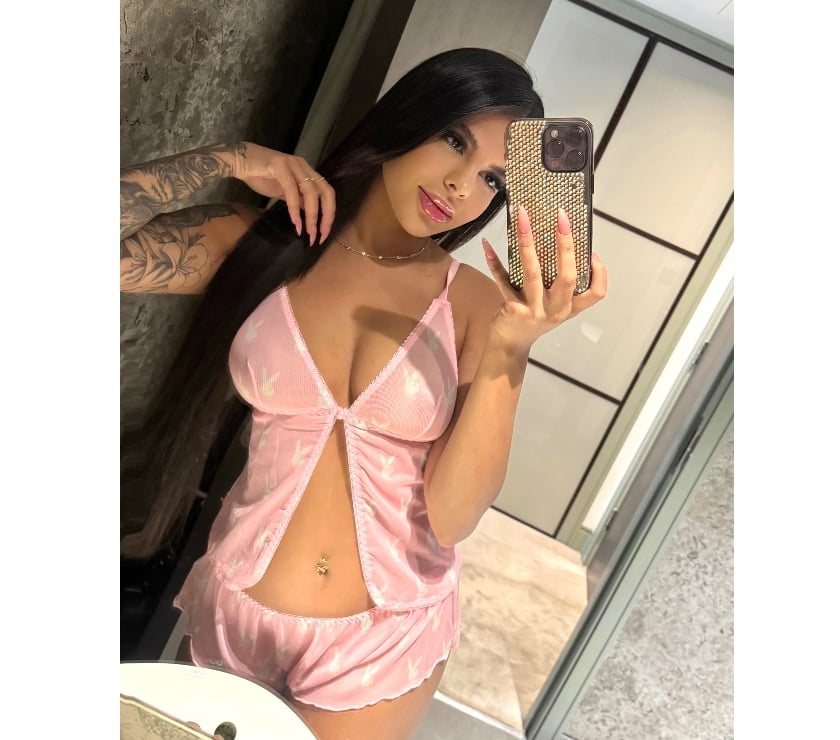 Escort Fulham South West London - Photos for 🍒 LAURA NAUGHTY🍭NATURAL BODY🇧🇷