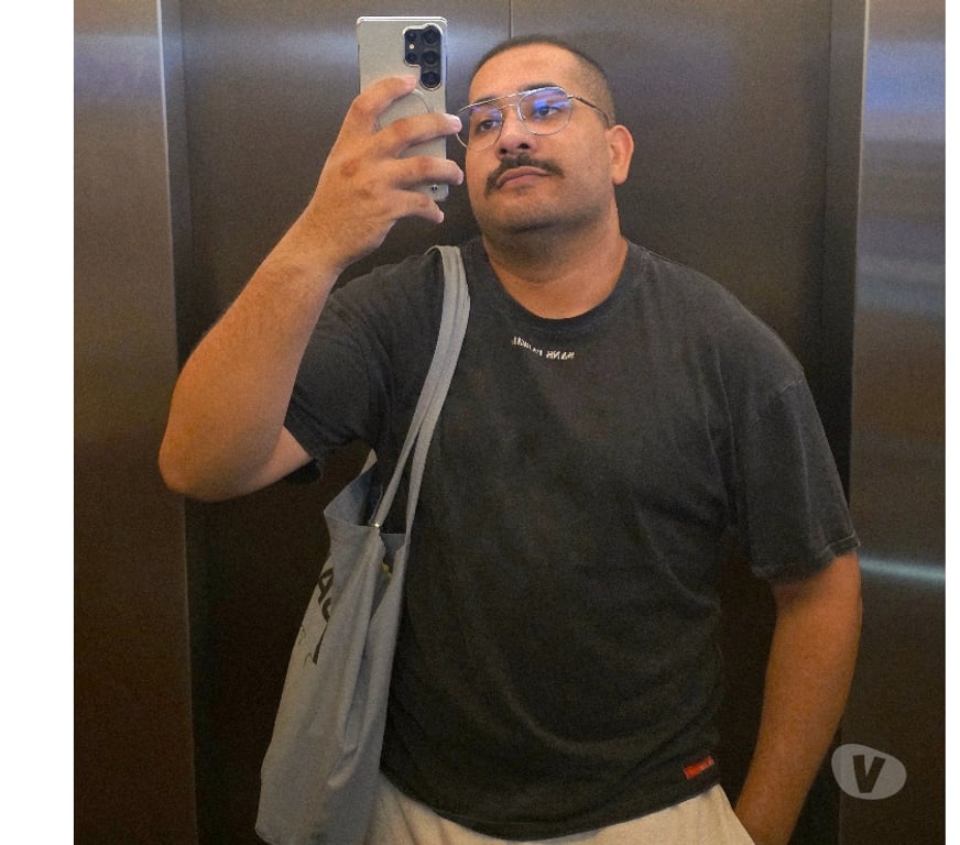  Gay massage Brent Wembley - Brent - Photos for Dominant Arab Bear Top in Wembley 07591128656