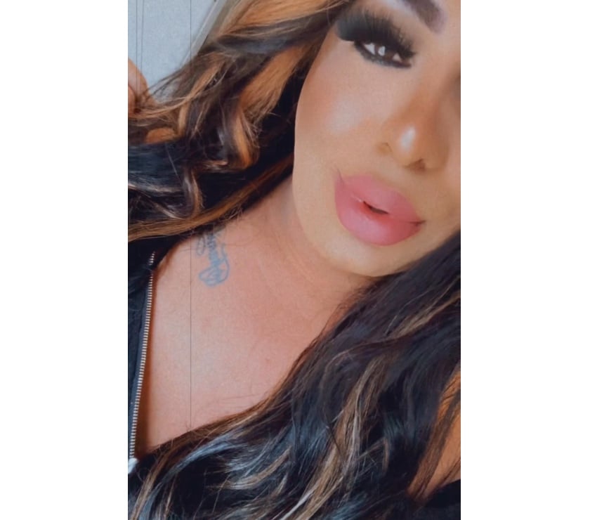 Trans Escorts Bedfordshire Luton - Photos for New TRANSEXUAL curvy party big boobs🍑❤️