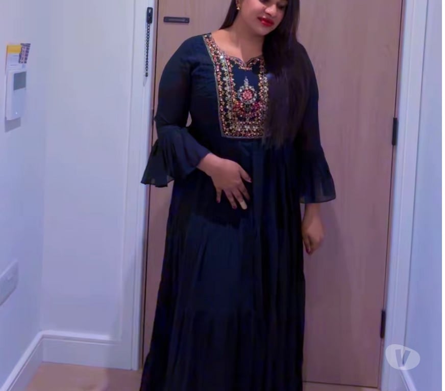 Escorts West Midlands Birmingham - Photos for New asian Indian Tamil girl Nirmala in Birmingham 🇮🇳